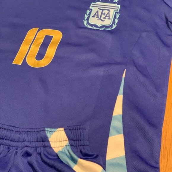 Large Messi Youth Barcelona Soccer Jersey Kit Kids - Picture 4 of 9